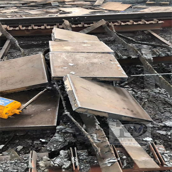 45號鋼制作卡爪淬裂預防措施